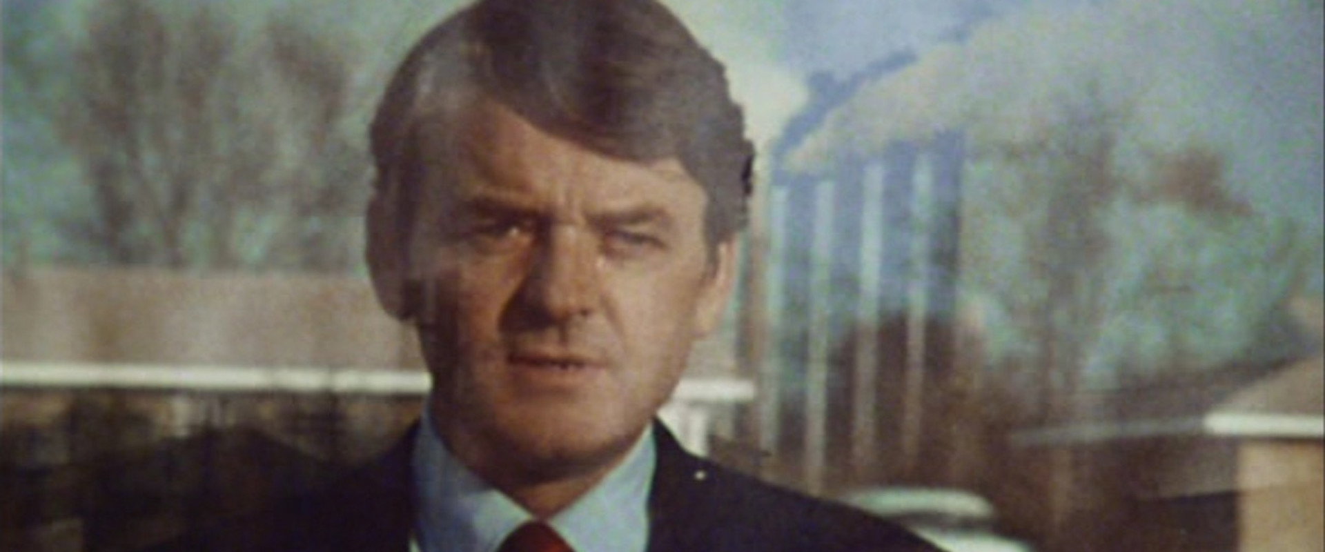 A Clear and Present Danger backdrop