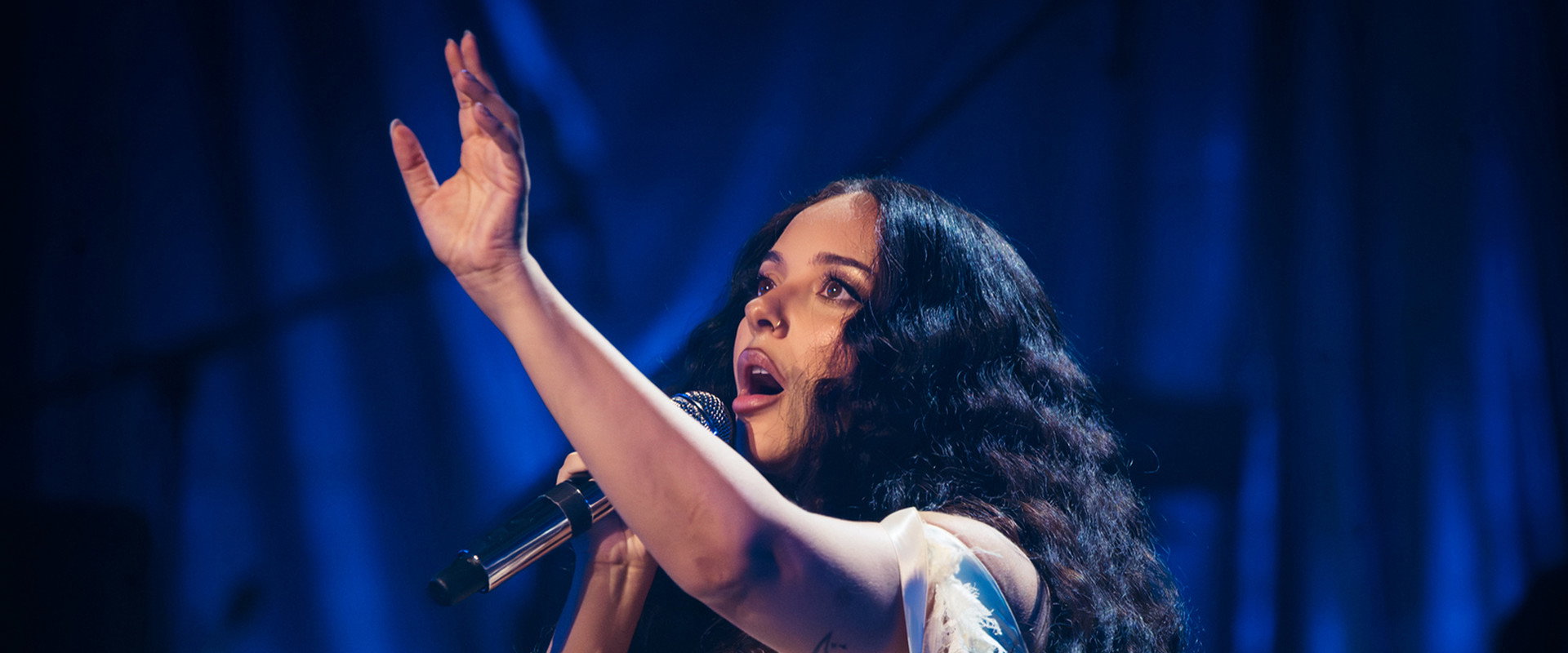 JADE at the Proms: A Homecoming backdrop