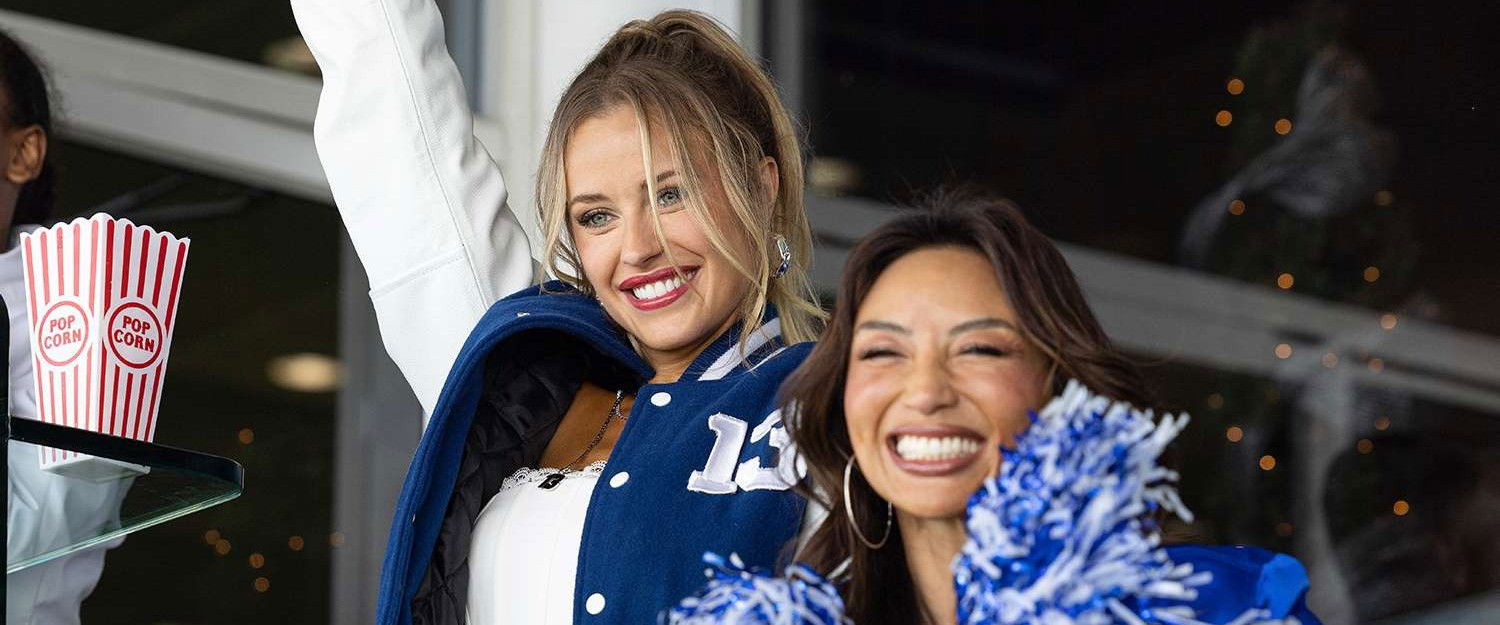 Christmas in the Spotlight backdrop