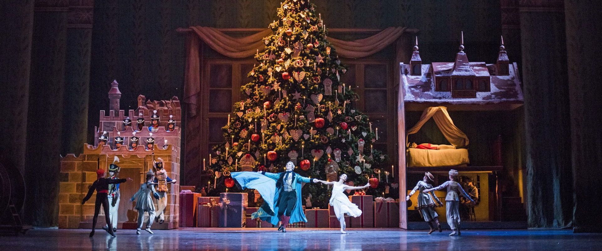 The Royal Ballet: The Nutcracker backdrop