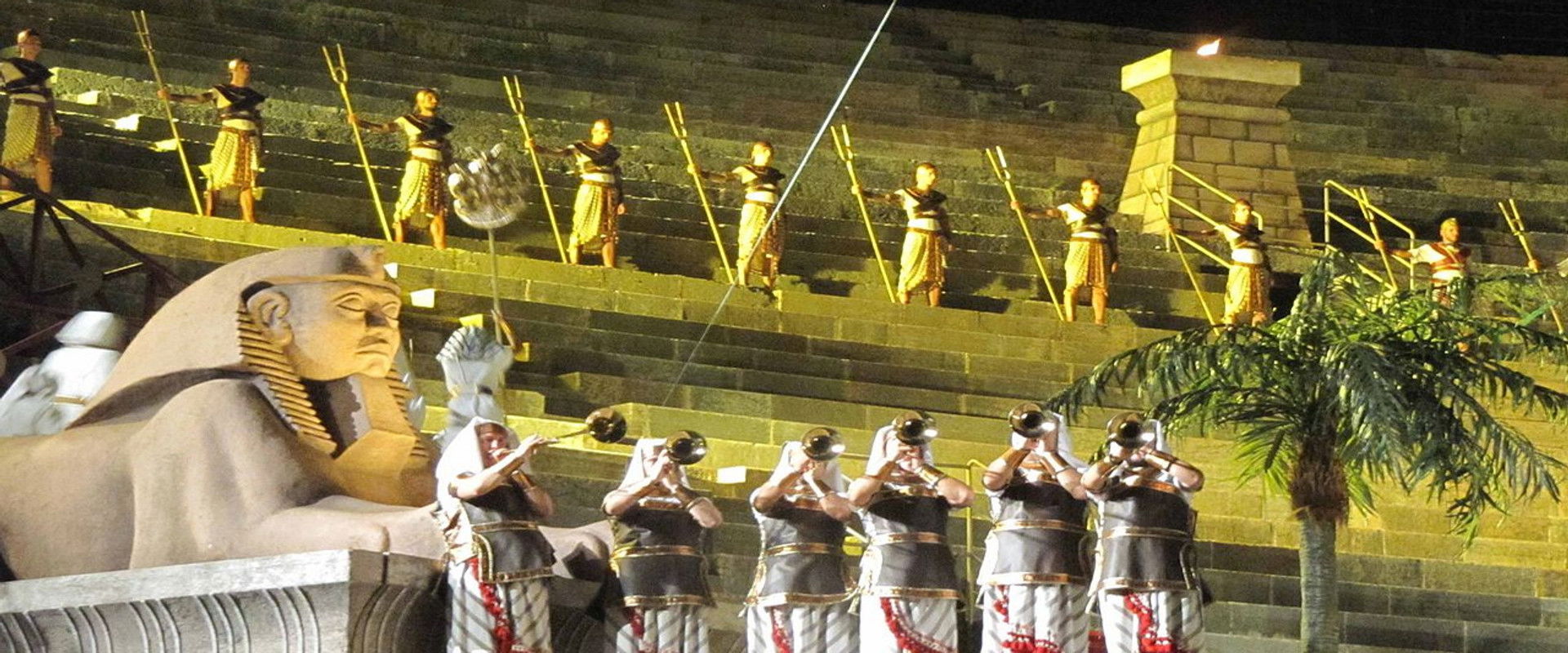 Aida backdrop