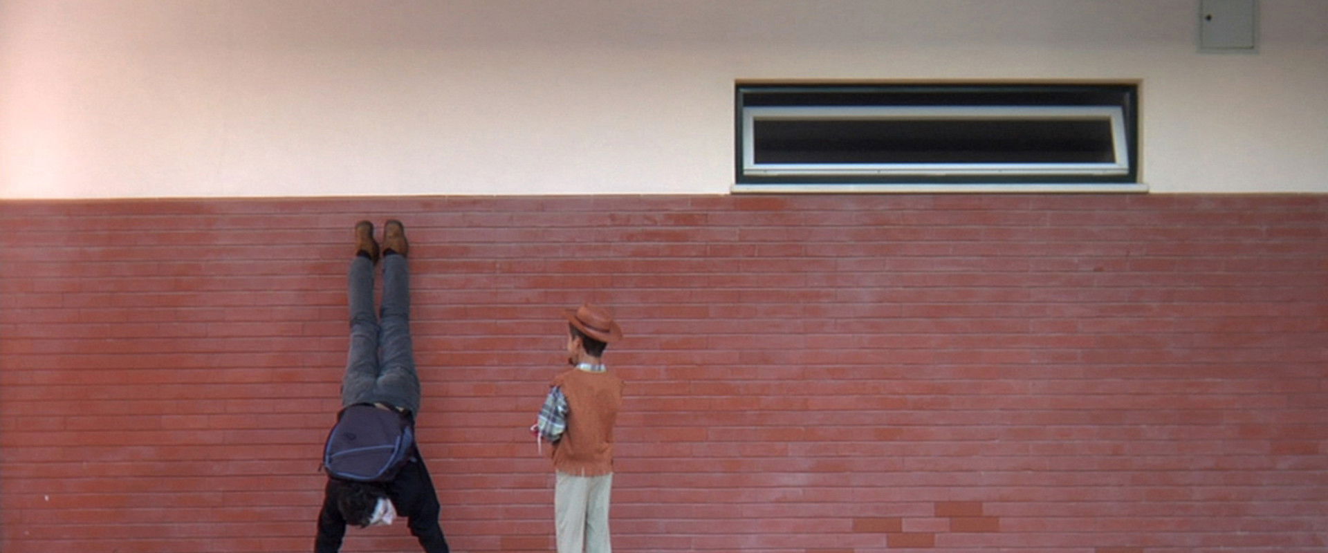 El Justiciero backdrop