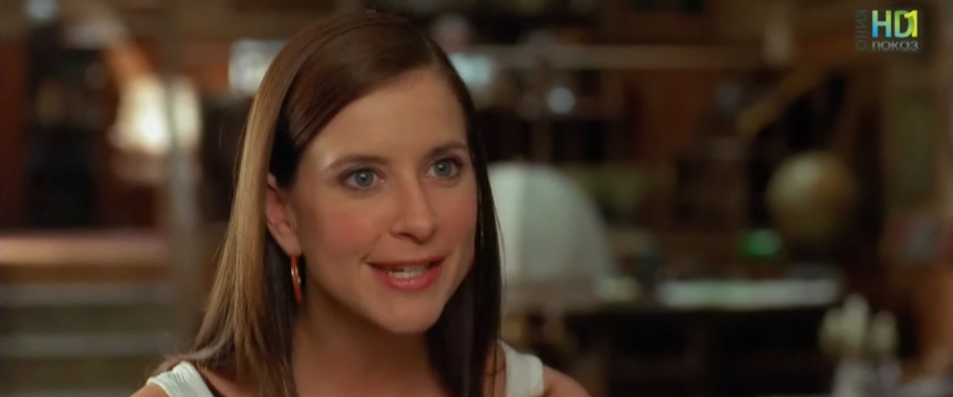 Mystery Woman: Game Time backdrop