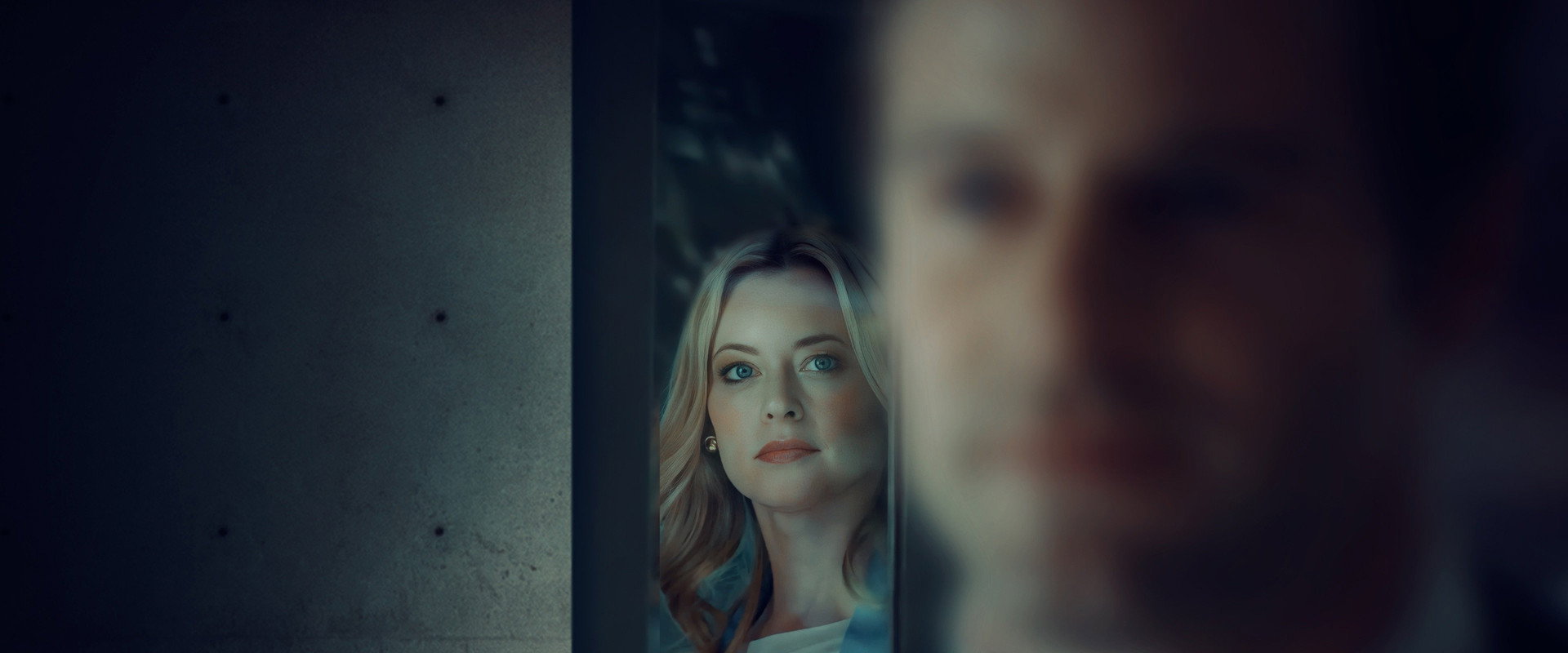 Bodyguard Seduction backdrop