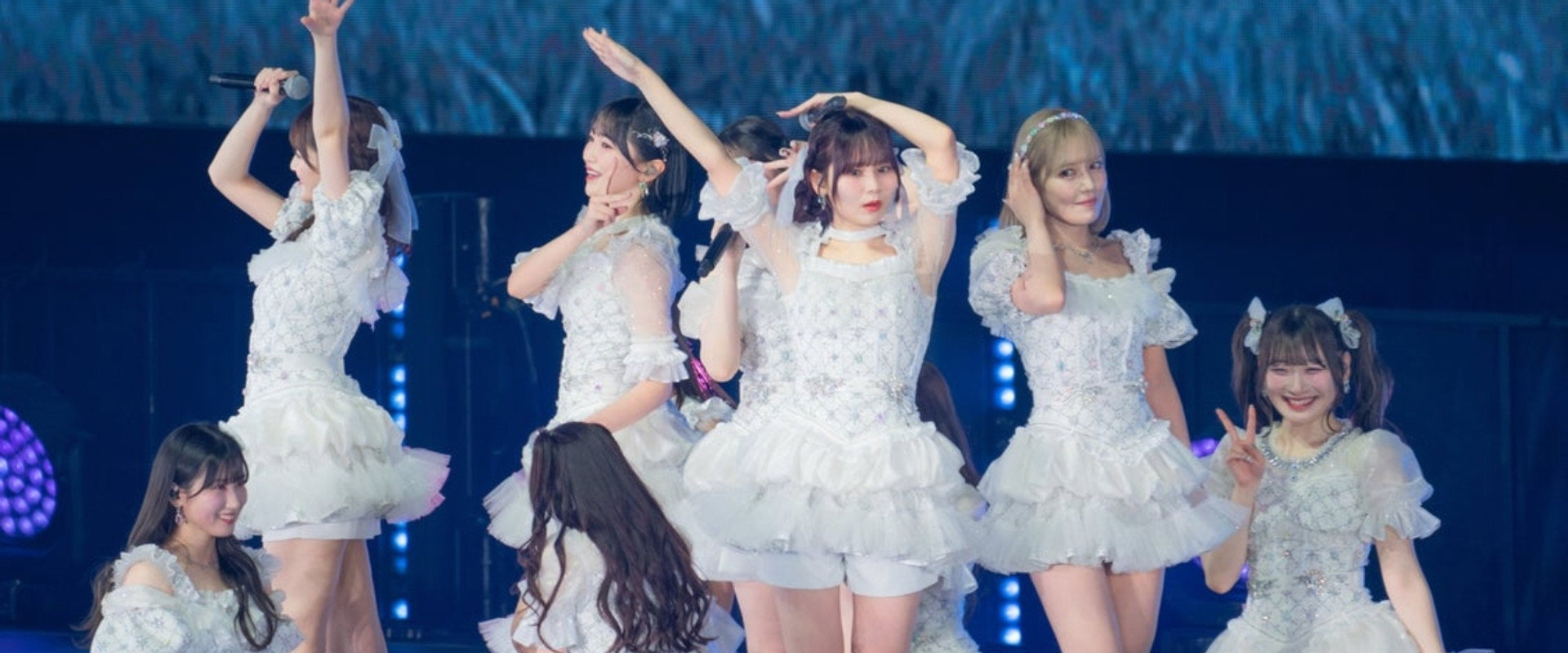 =LOVEアリーナツアー2025「~Timeless Tales~」埼玉・さいたまスーパーアリーナ公演 backdrop