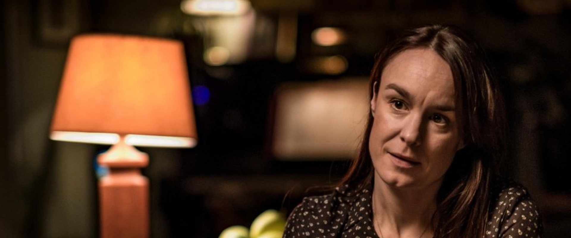 Beck 36 - The Thin Ice backdrop