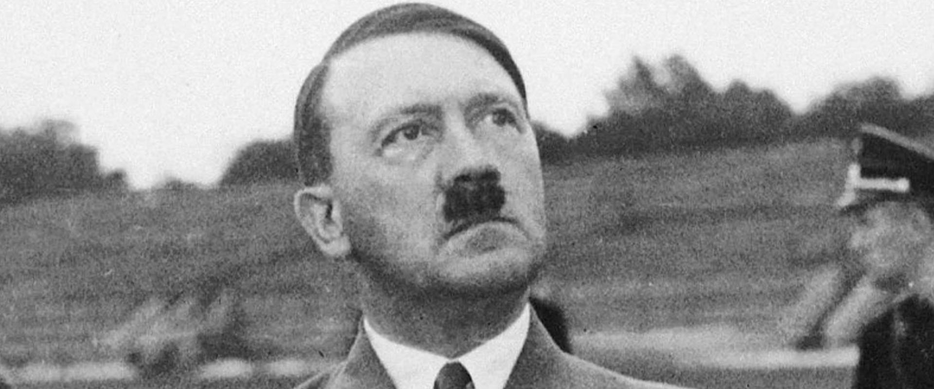Hitler, les secrets de l’ascension d’un monstre backdrop