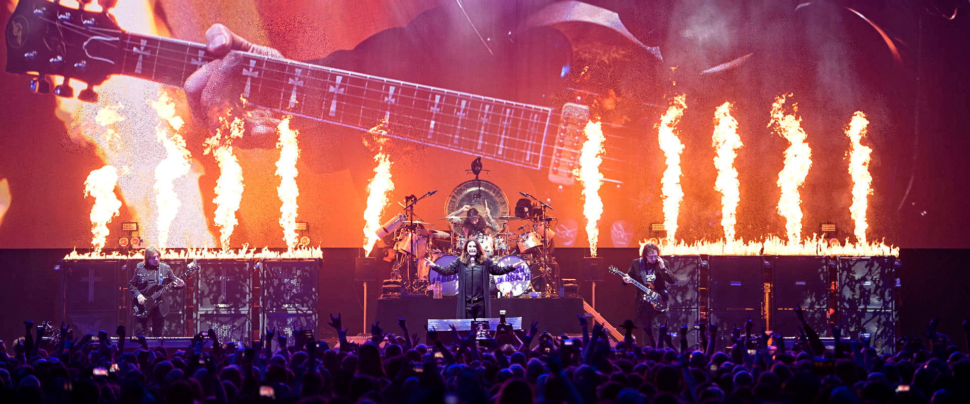 Black Sabbath: The End of The End backdrop