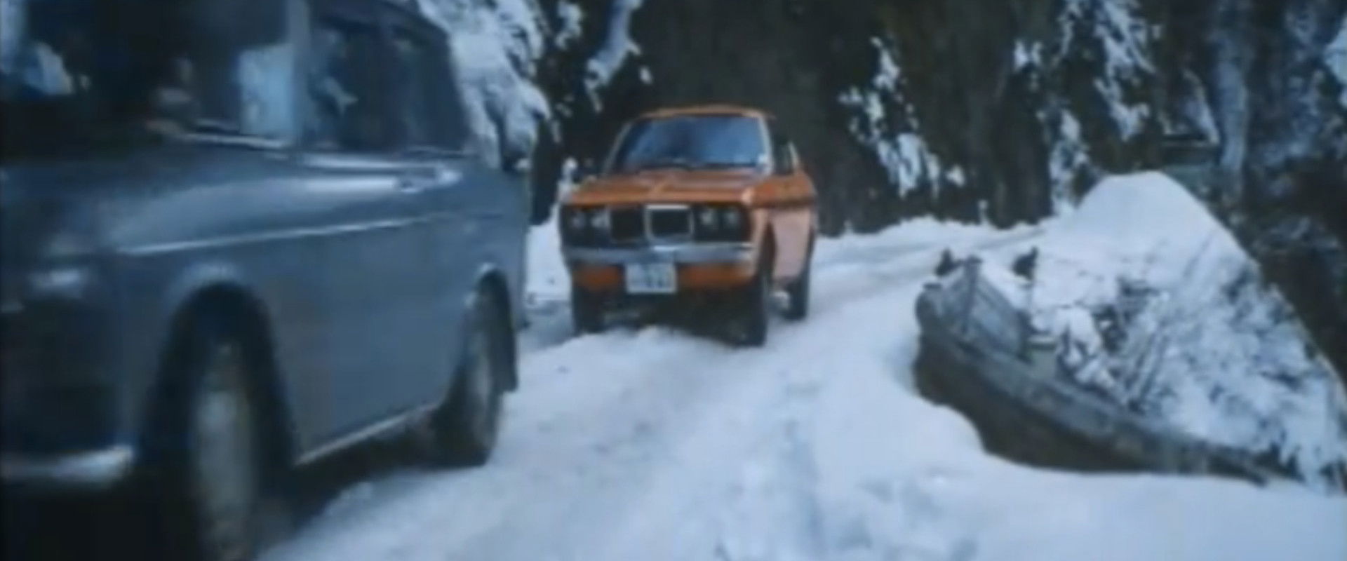 3,000 Kilometer Trap backdrop