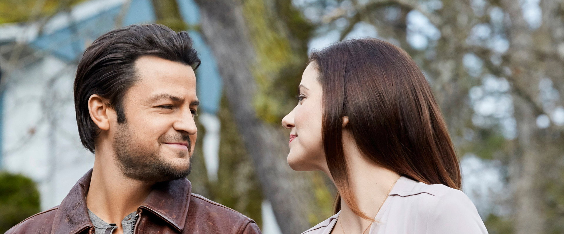 Flip That Romance backdrop