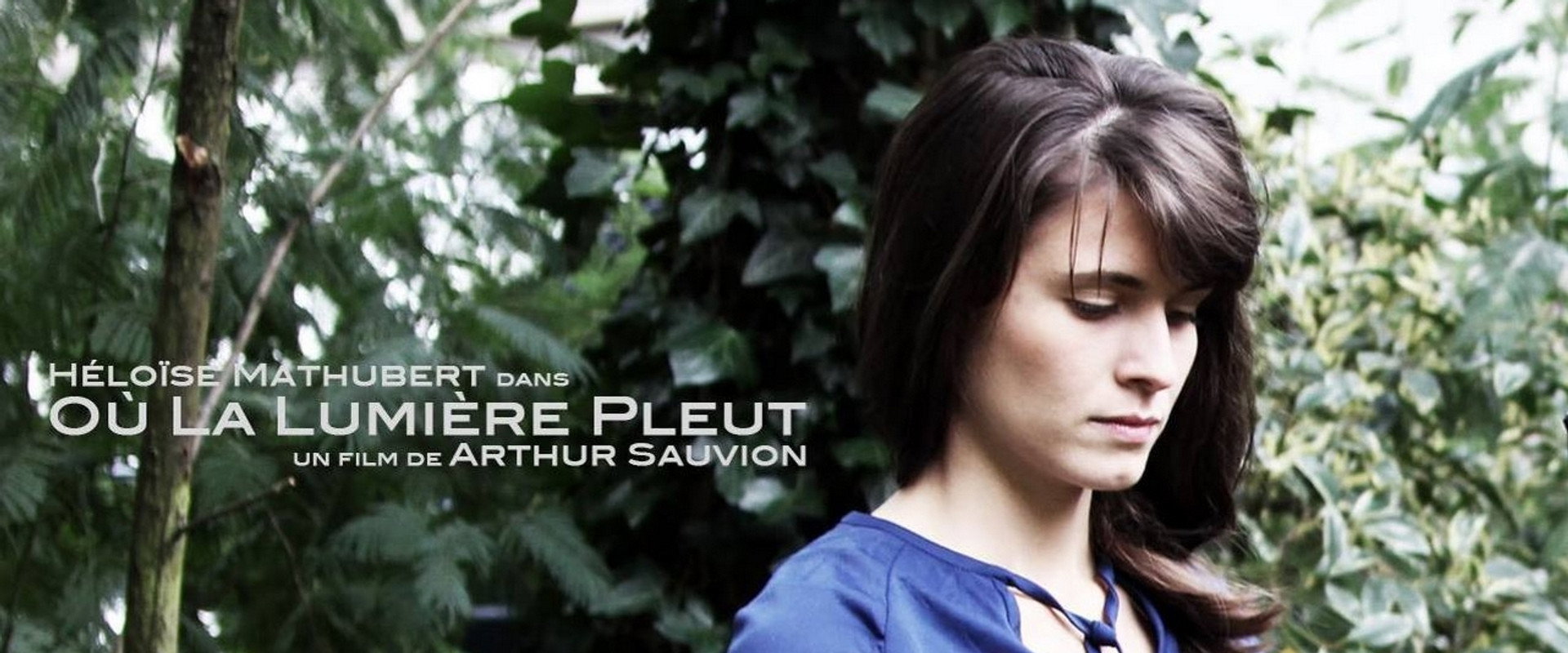 Où la lumière pleut backdrop