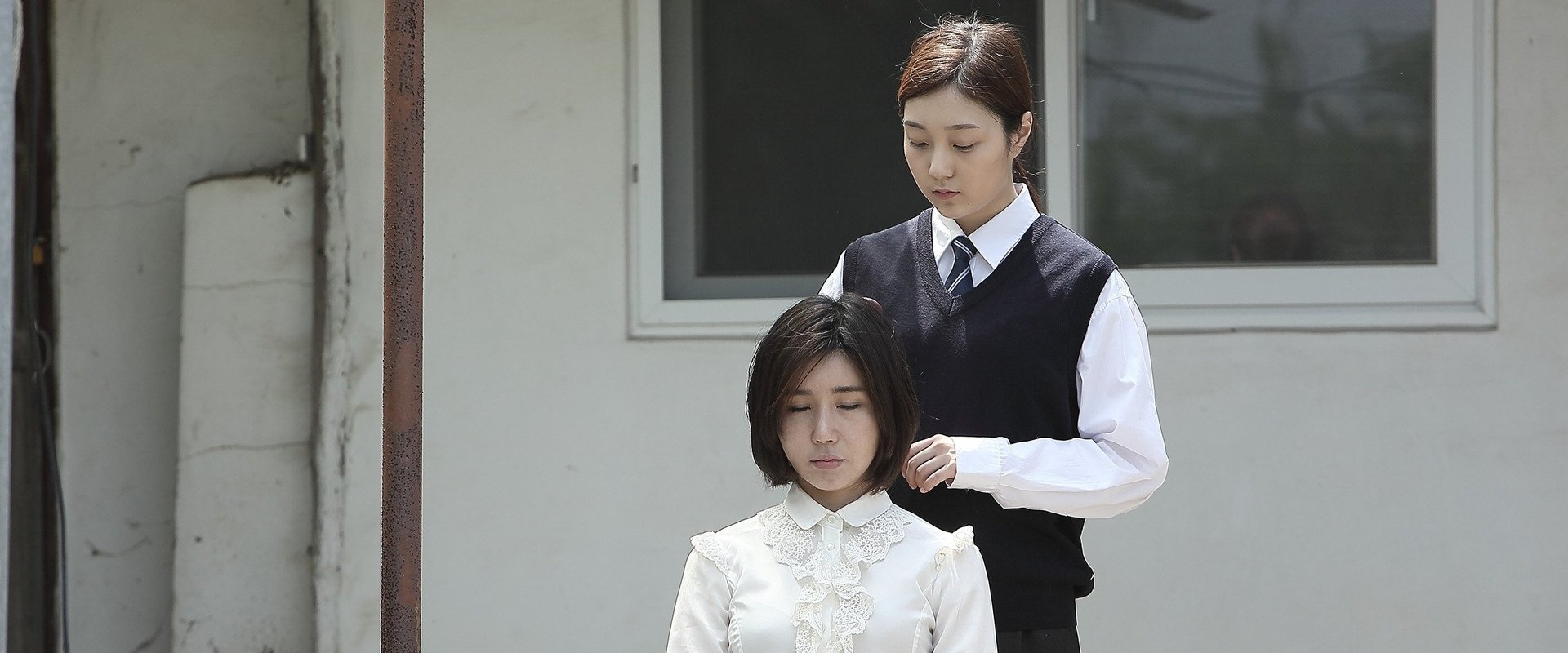 Hot Service: A Cruel Hairdresser