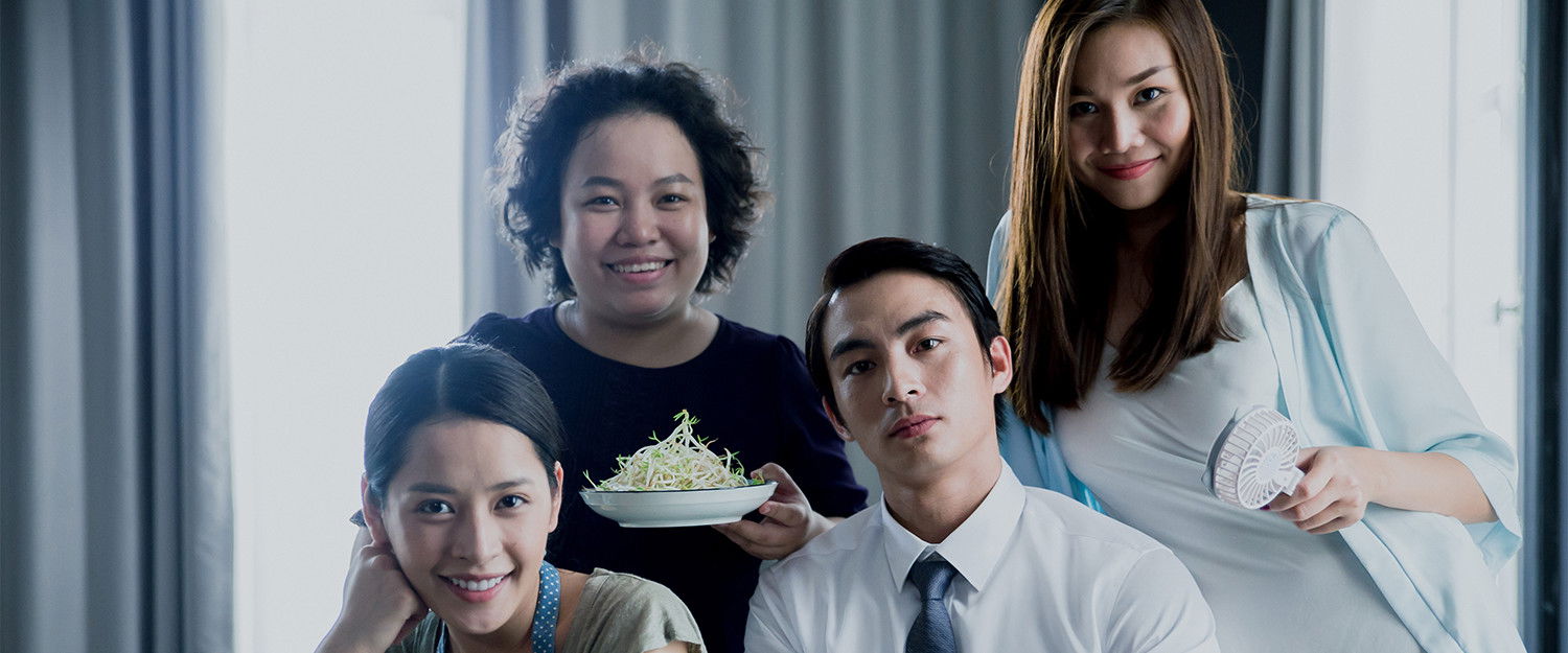 Sister Sister backdrop