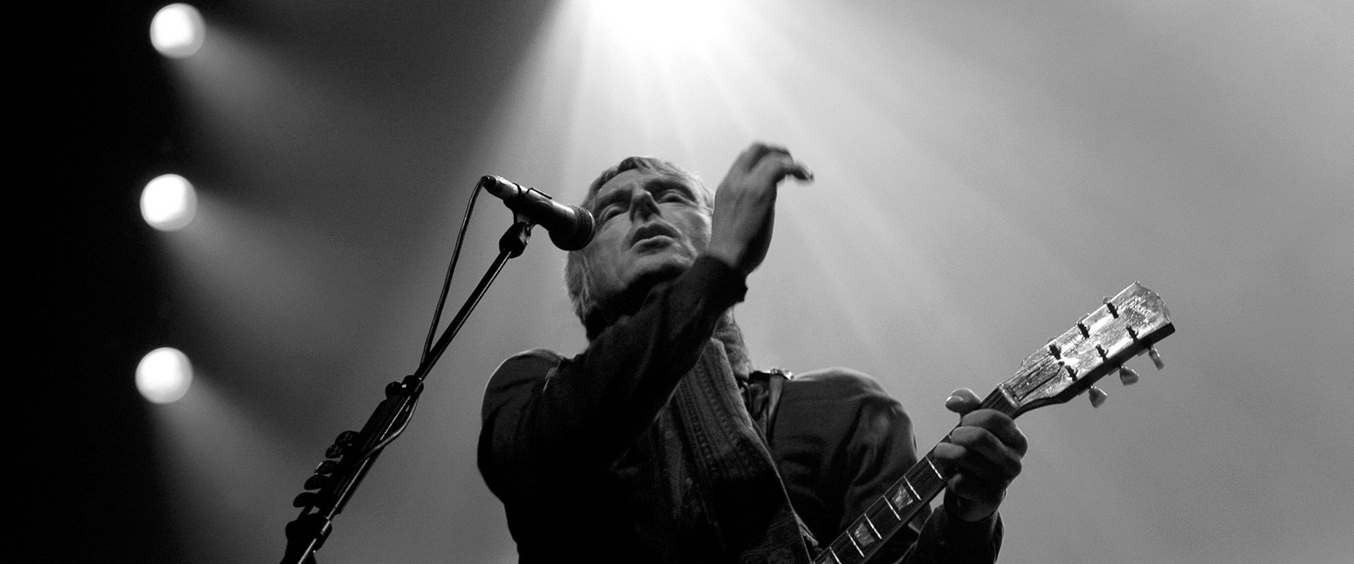 Paul Weller: Studio 150 backdrop