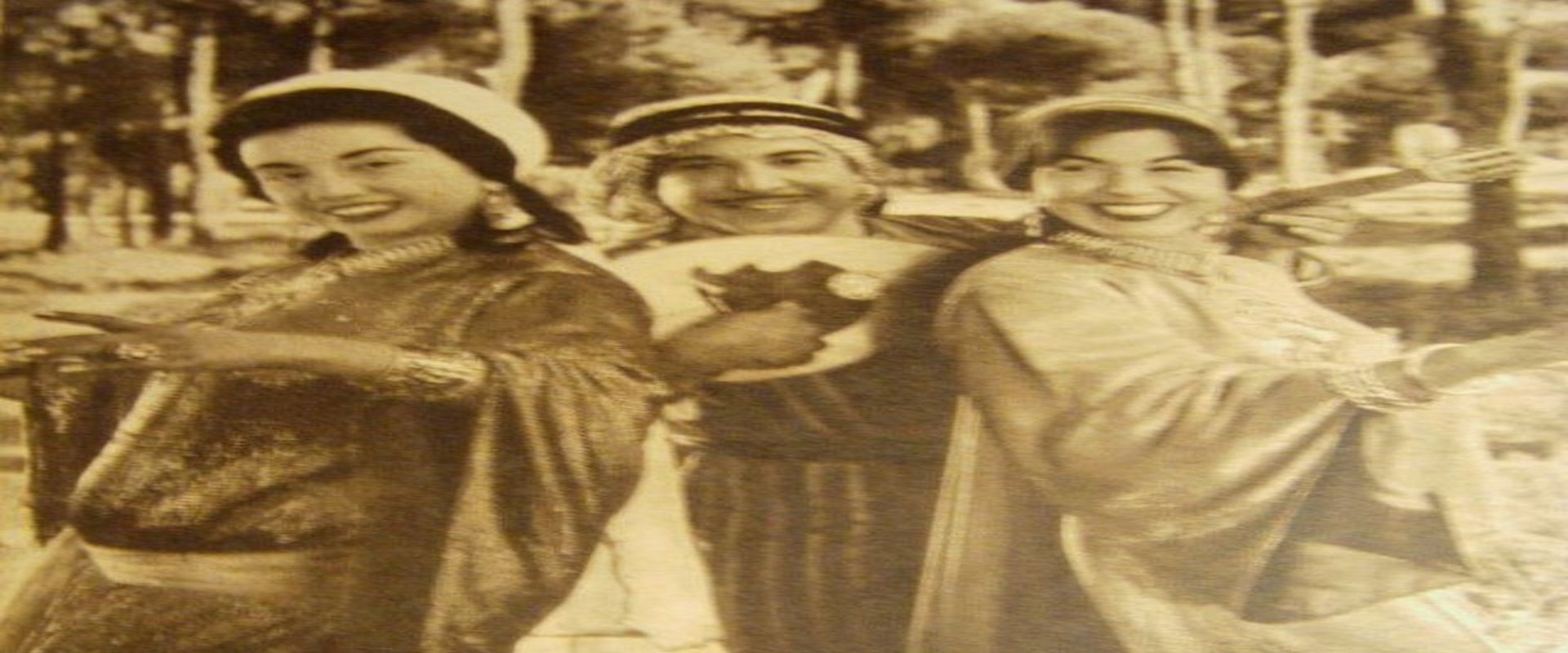 مرحبا أيها الحب backdrop
