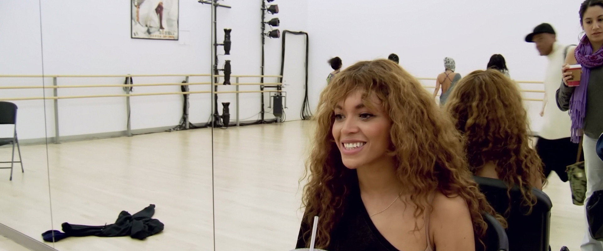 Beyoncé: Year of 4 backdrop