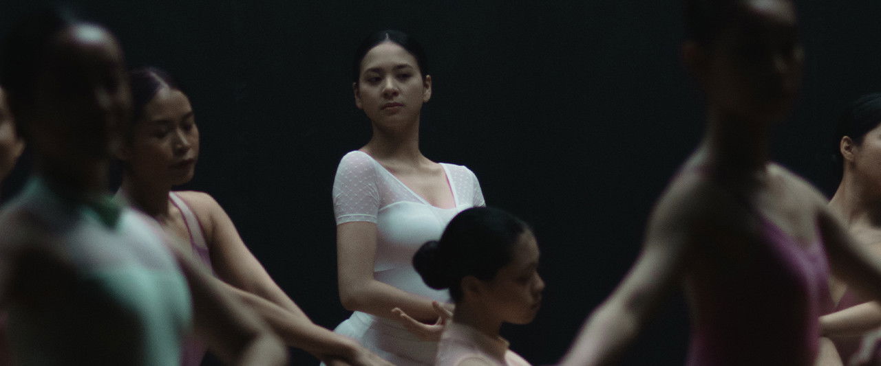 Danur: The Last Chapter backdrop