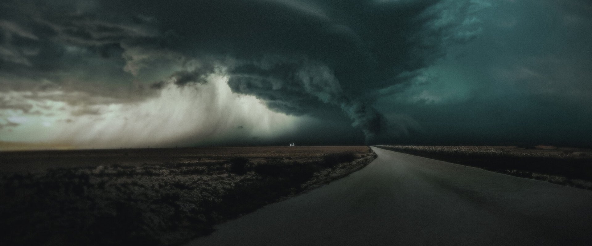 The Twister: Caught in the Storm backdrop