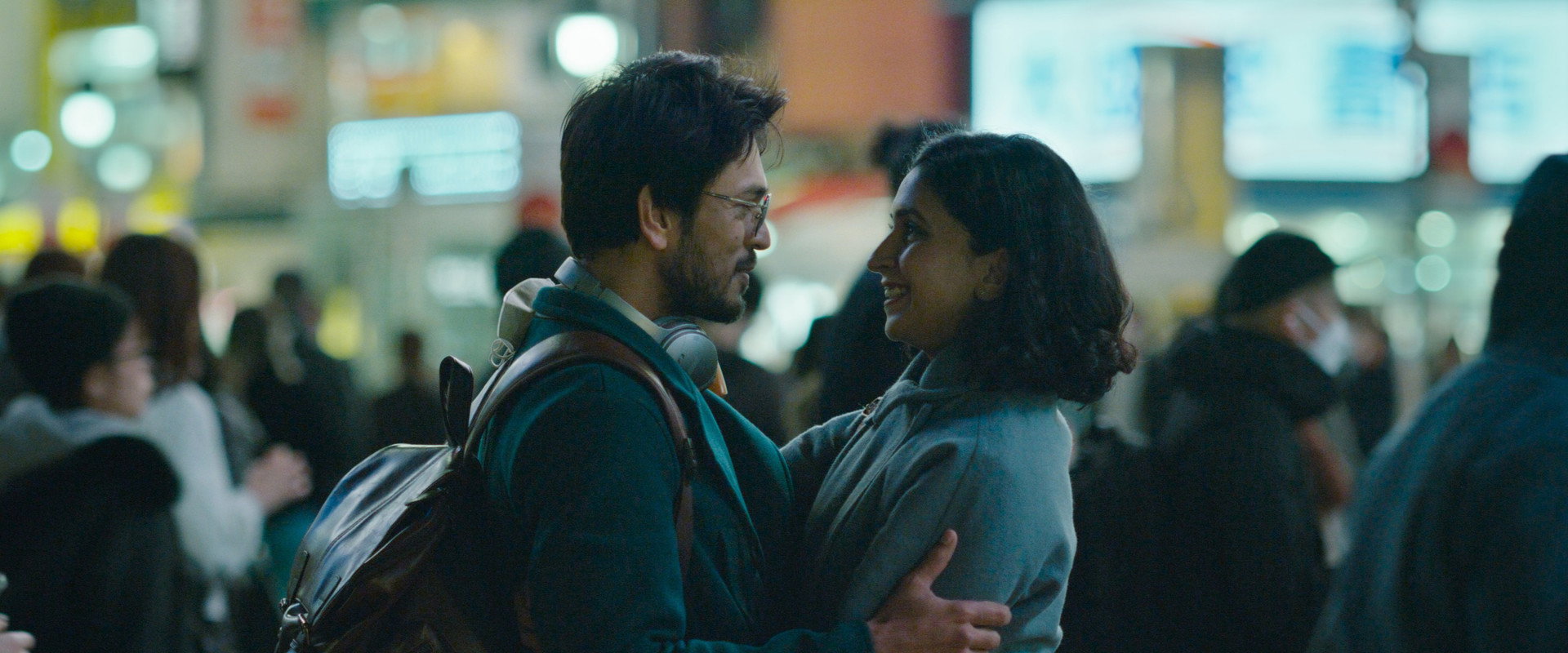 Toh, Ti Ani Fuji backdrop