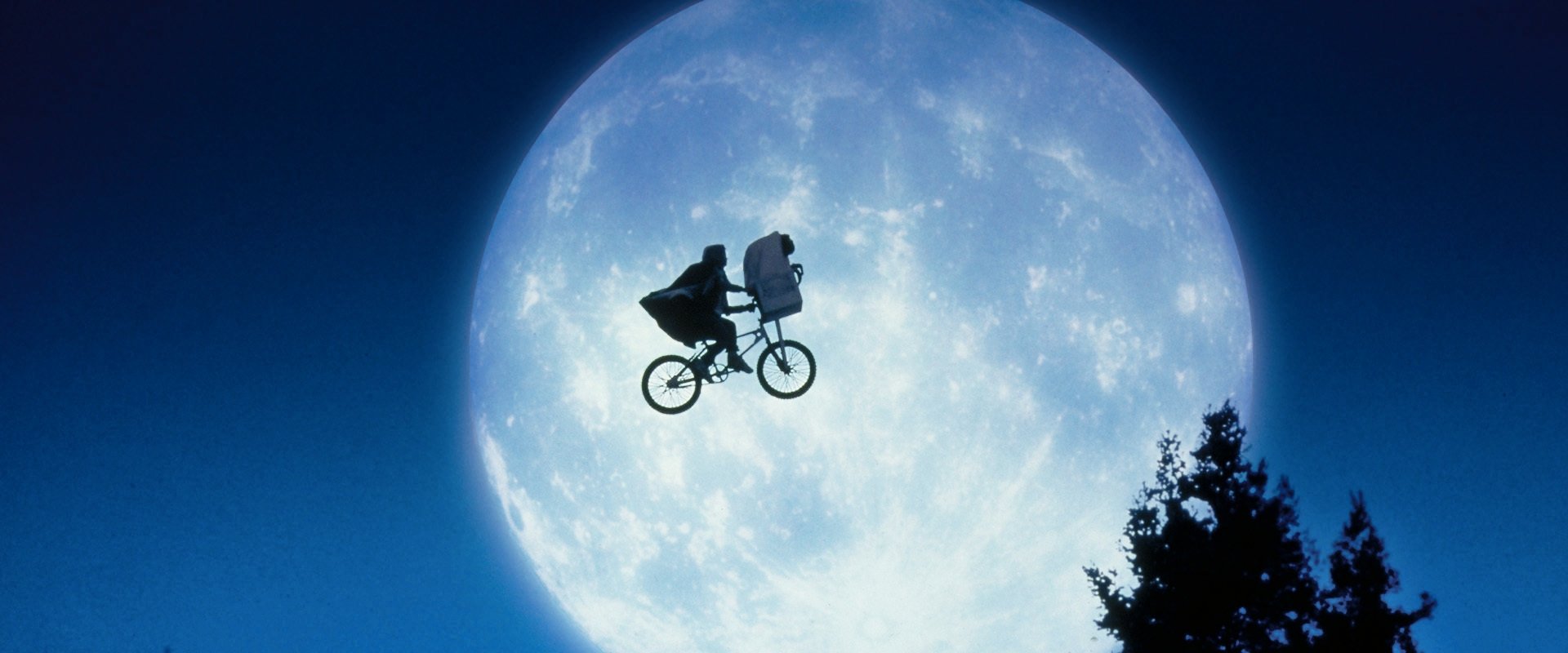 E.T. the Extra-Terrestrial backdrop