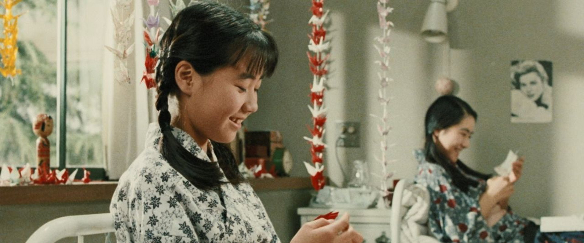 Thousand Cranes backdrop