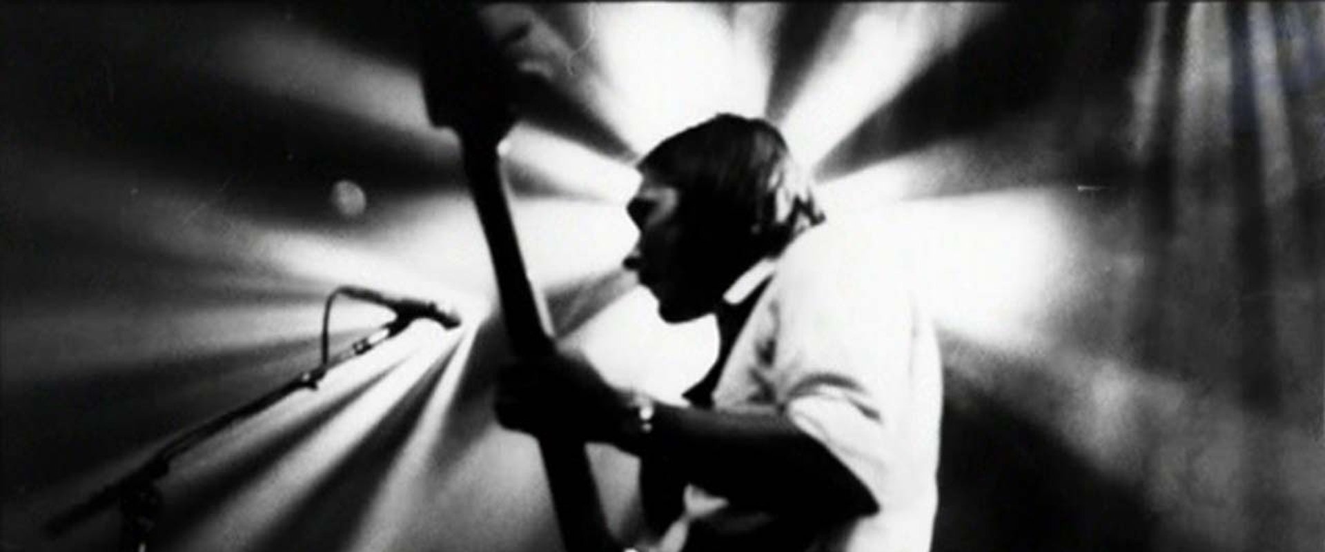 Pavement: Live In Seattle, 1999 & Live In Manchester, 1999 backdrop