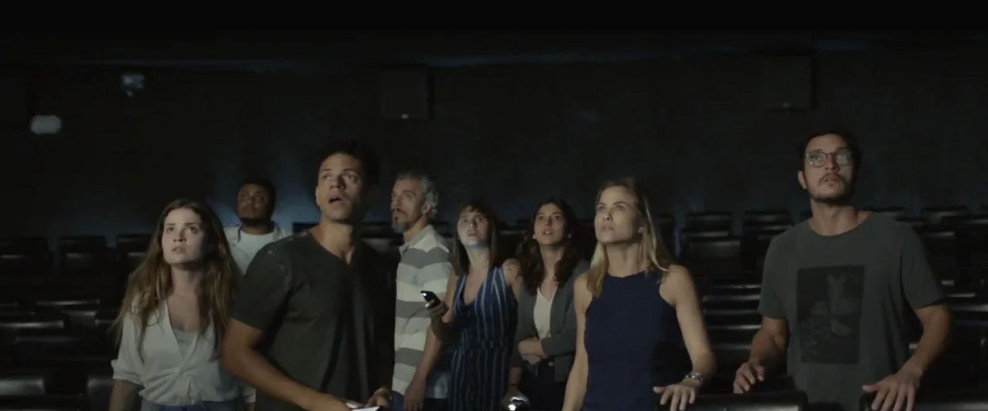 Sala Escura backdrop