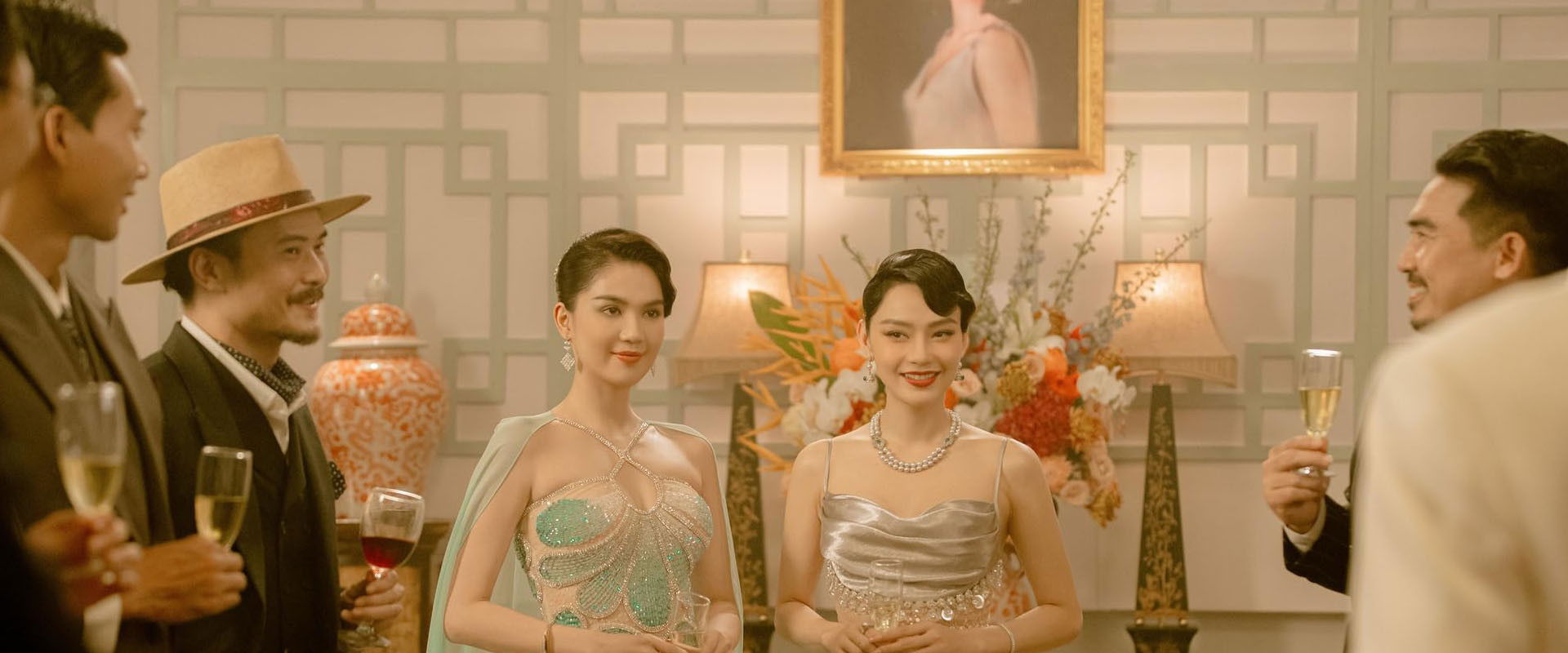 Sister Sister 2 backdrop