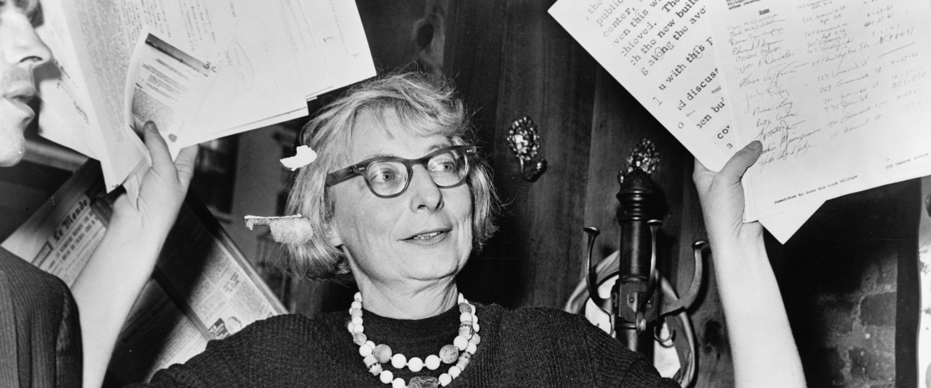 Citizen Jane: Battle for the City backdrop