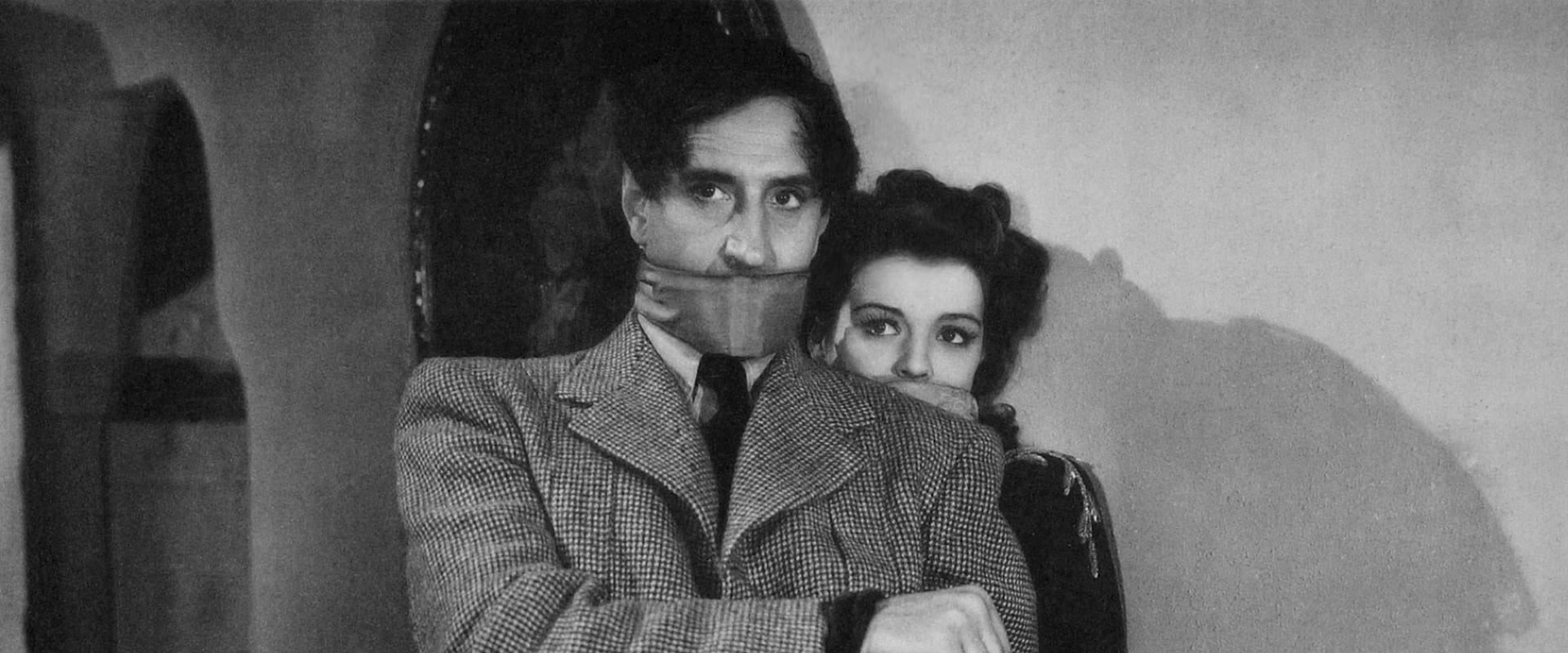 Sherlock Holmes in Washington backdrop