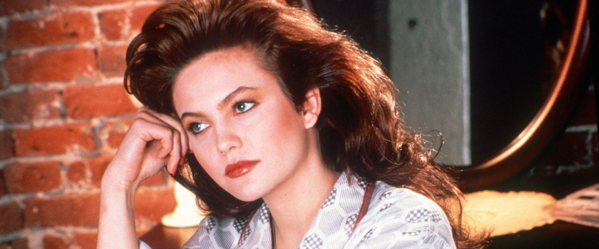 Lady Beware backdrop