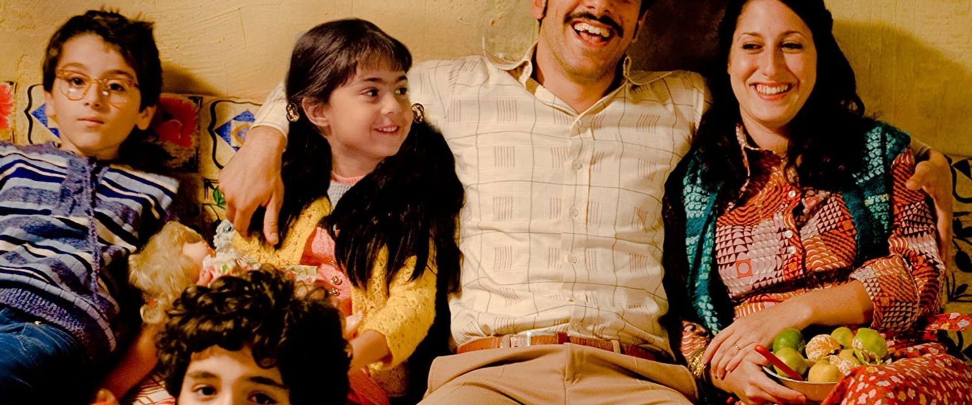 Almanya: Welcome to Germany backdrop