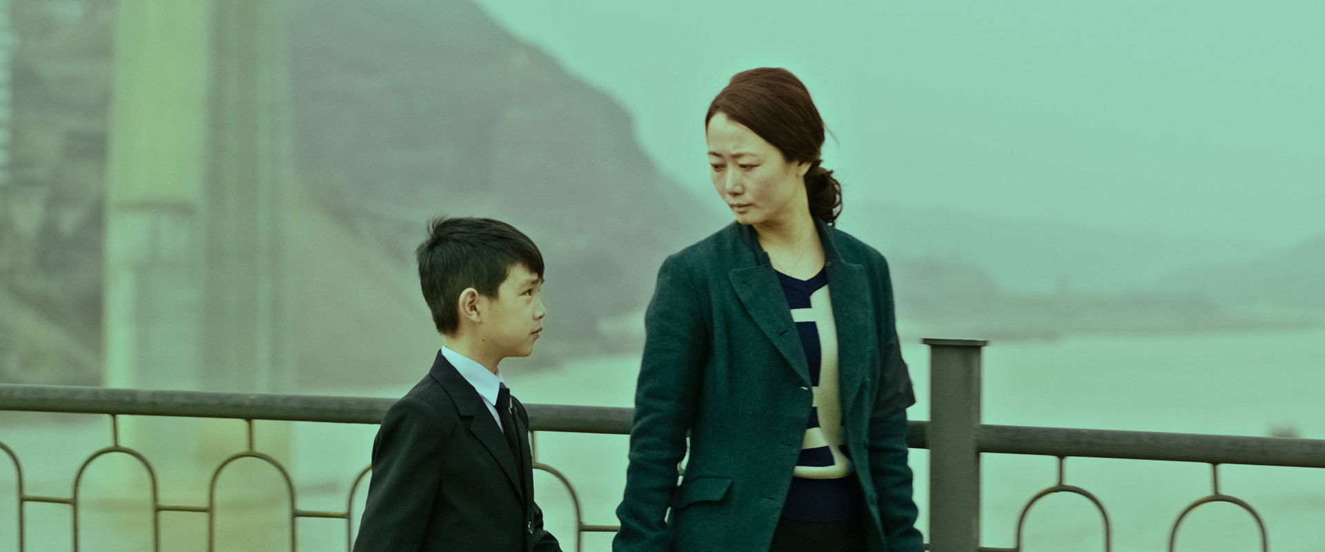 Mountains May Depart backdrop