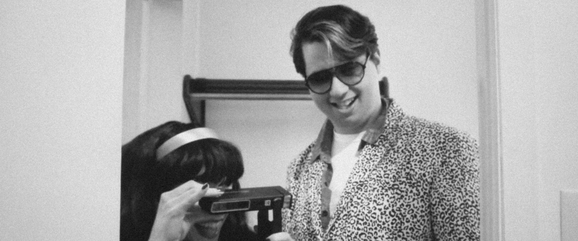 Roach Motel backdrop