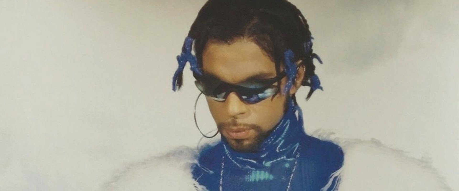 Prince: Rave Un2 the Year 2000 backdrop