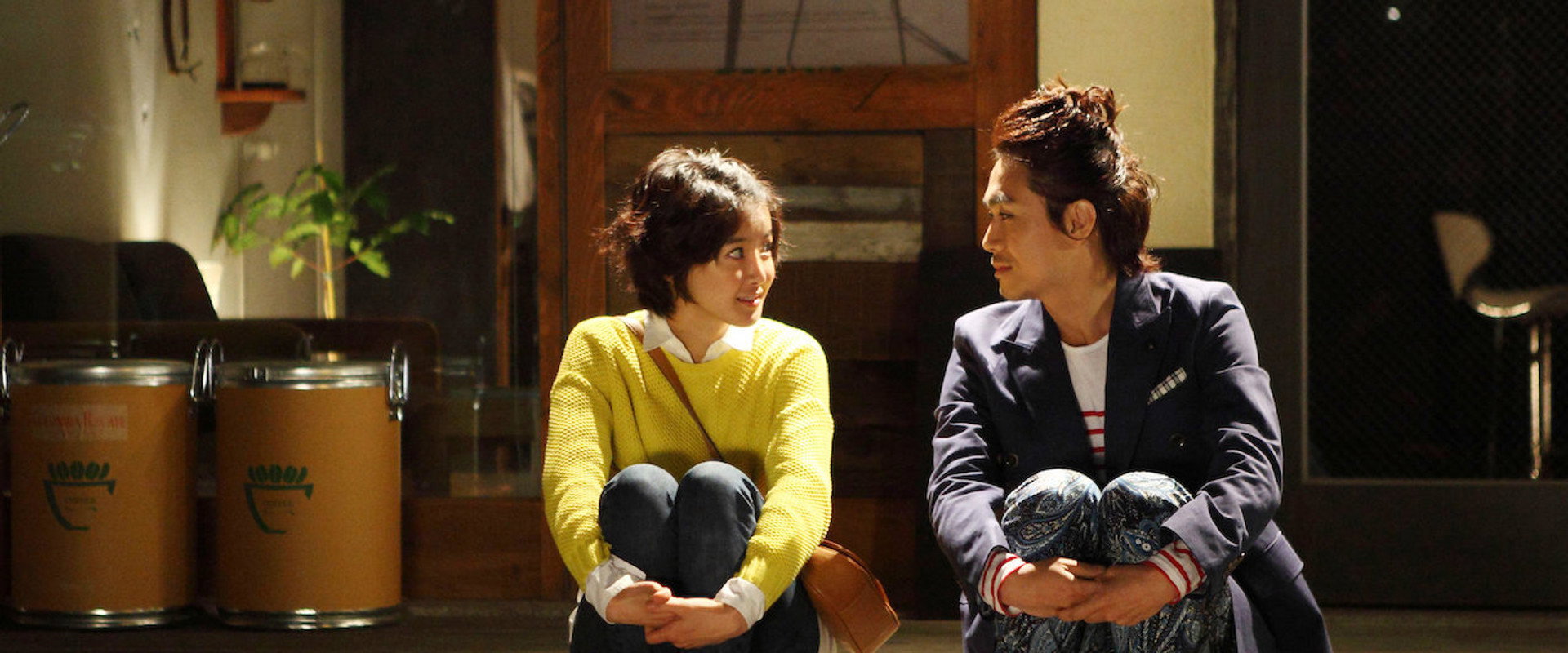 How to Use Guys with Secret Tips backdrop