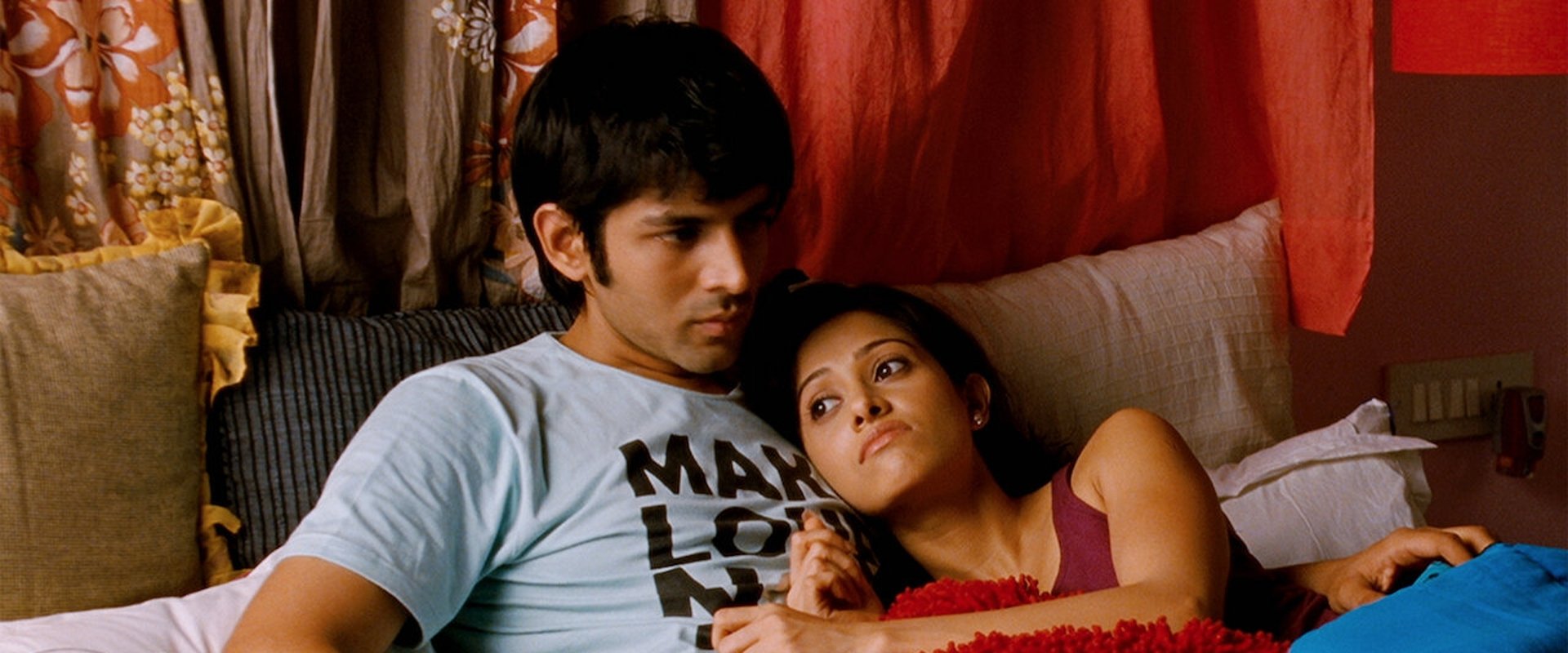 Pyaar Ka Punchnama backdrop