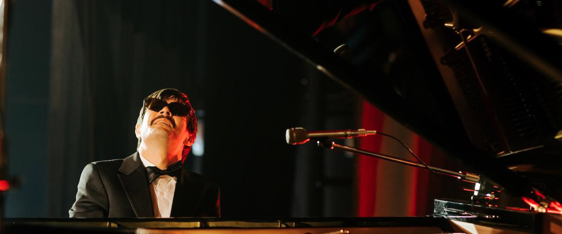 Icarus. The Legend of Mietek Kosz backdrop