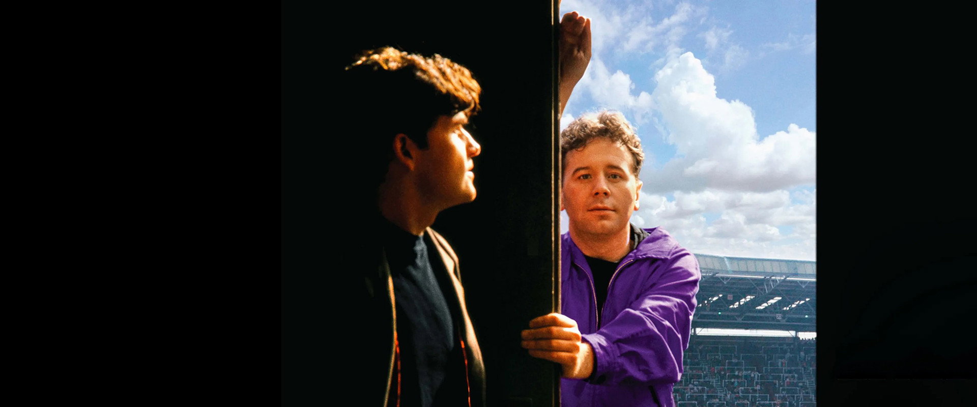 Simple Minds: Everything Is Possible backdrop