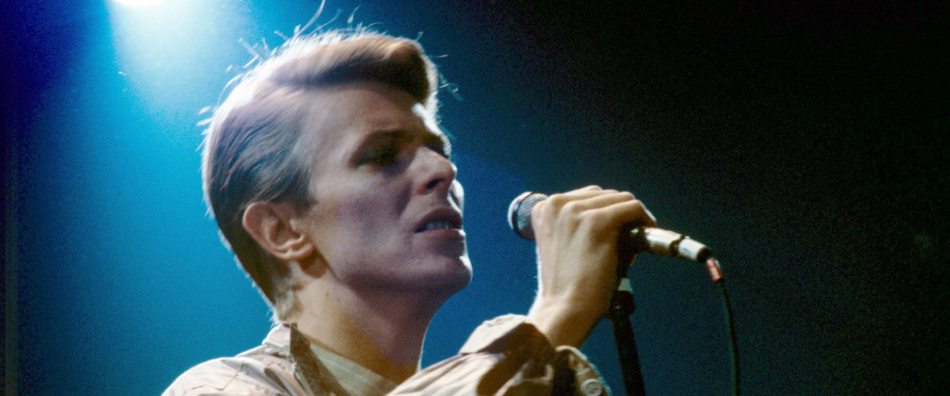 Bowie: The Final Act backdrop