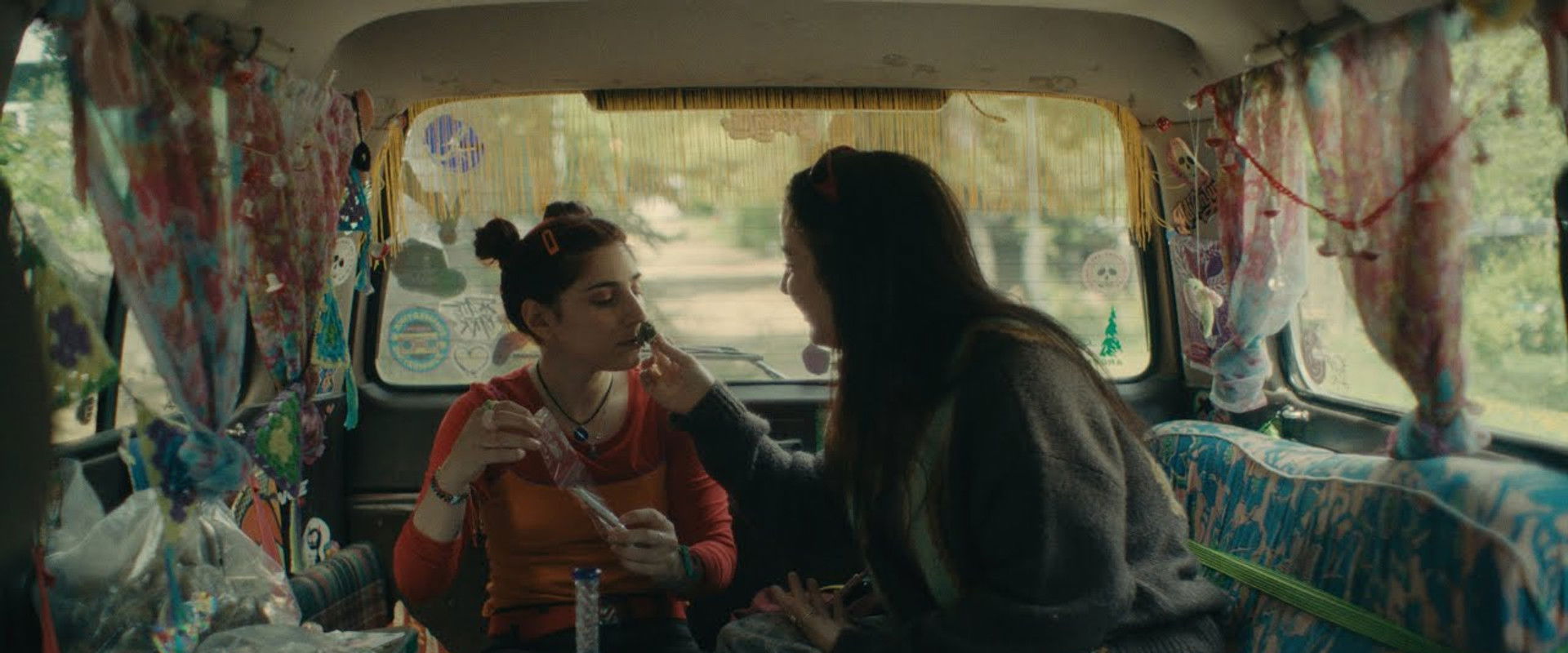 Verano Trippin backdrop