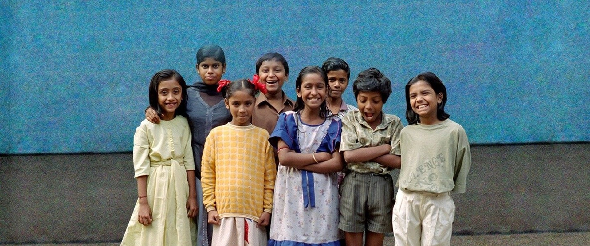 Born Into Brothels: Calcutta's Red Light Kids backdrop
