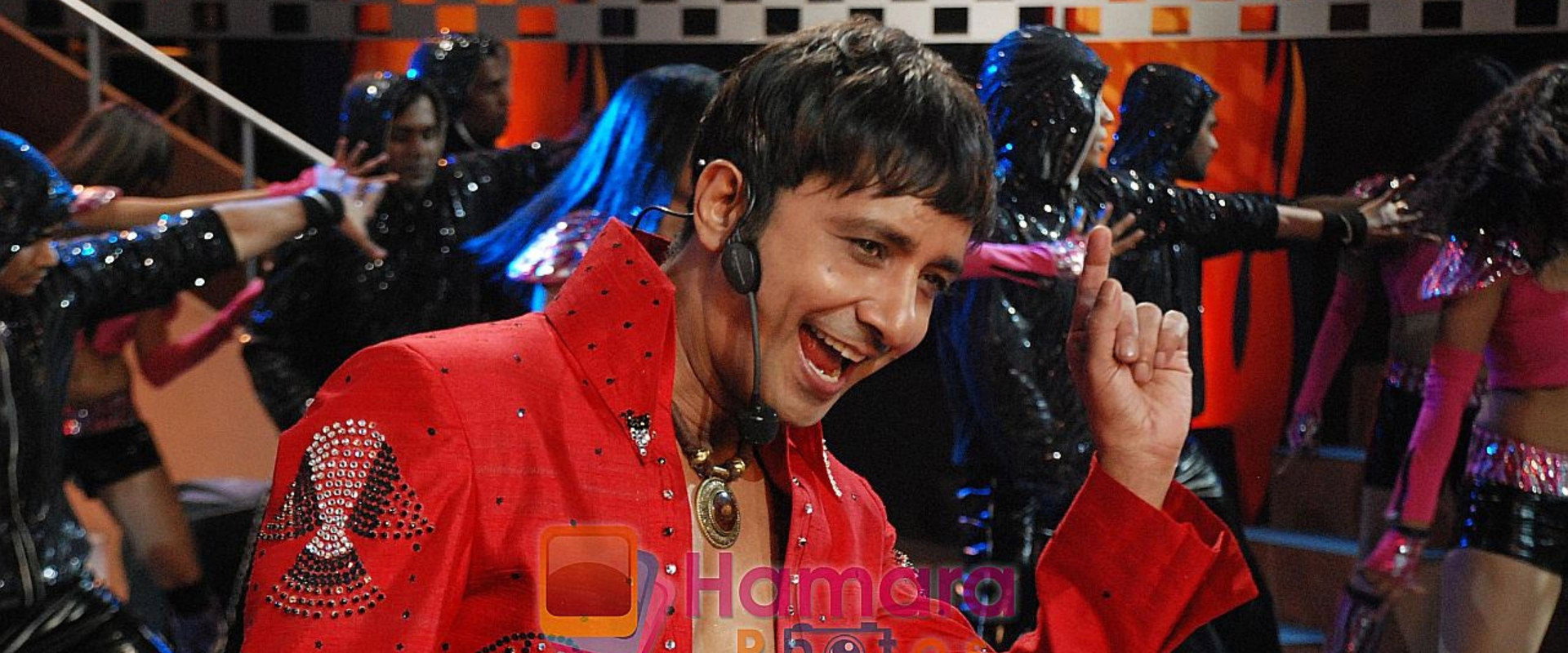 Kuchh Kariye backdrop