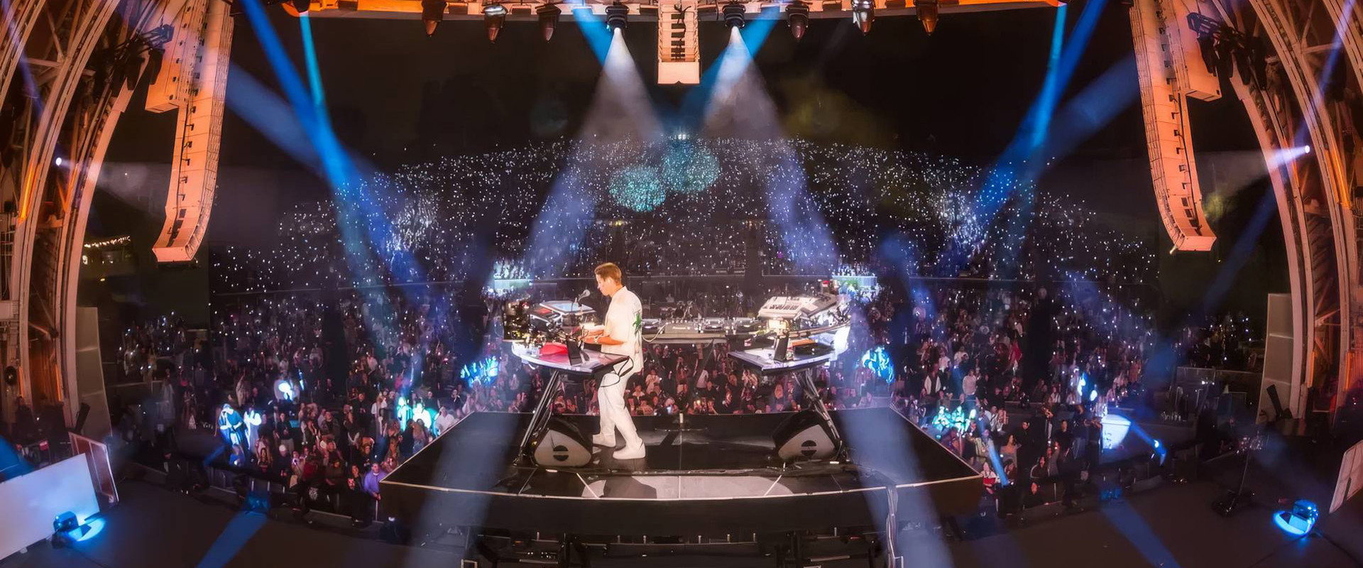 Kygo: Back at the Bowl backdrop