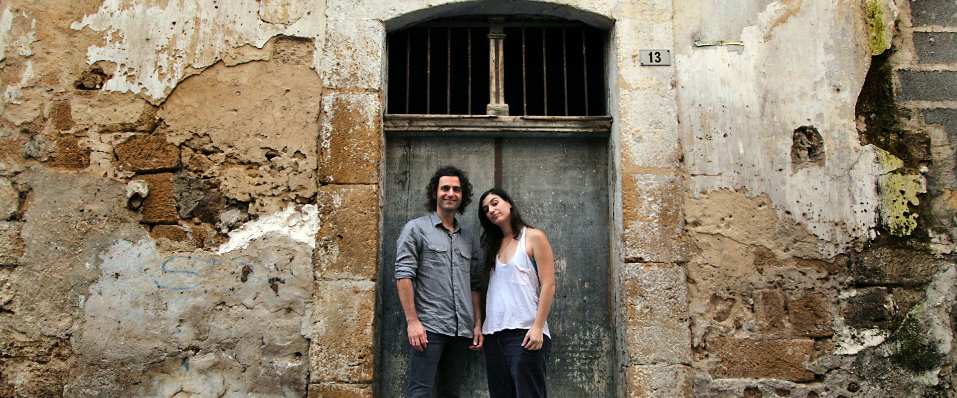Frank Zappa – Summer '82: When Zappa Came to Sicily backdrop