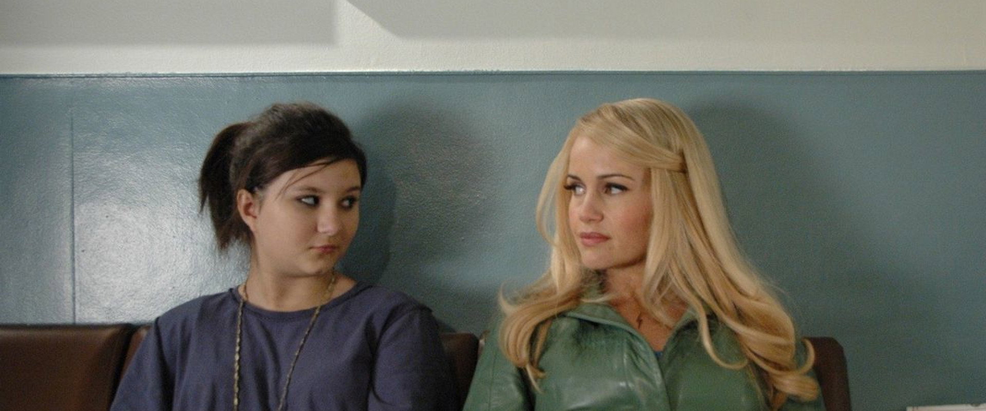 Women in Trouble backdrop