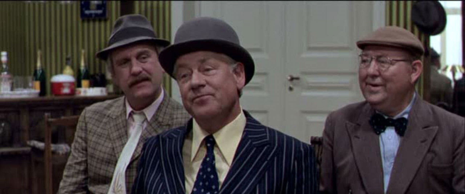 The Olsen Gang Never Gives Up! backdrop