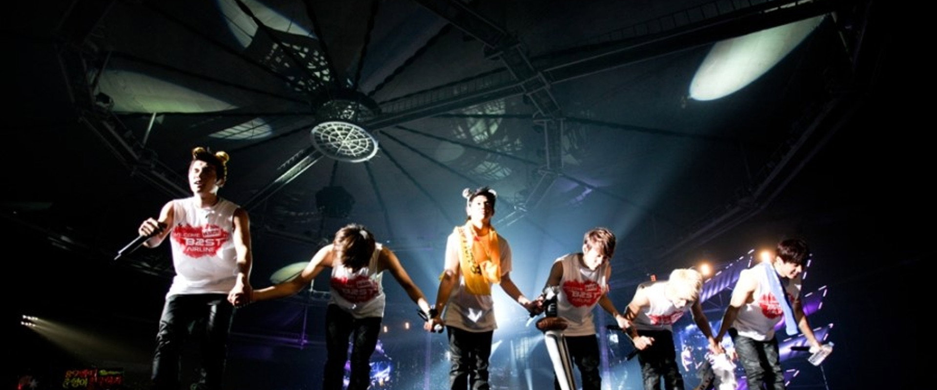 Welcome Back to Beast Airline 3D backdrop