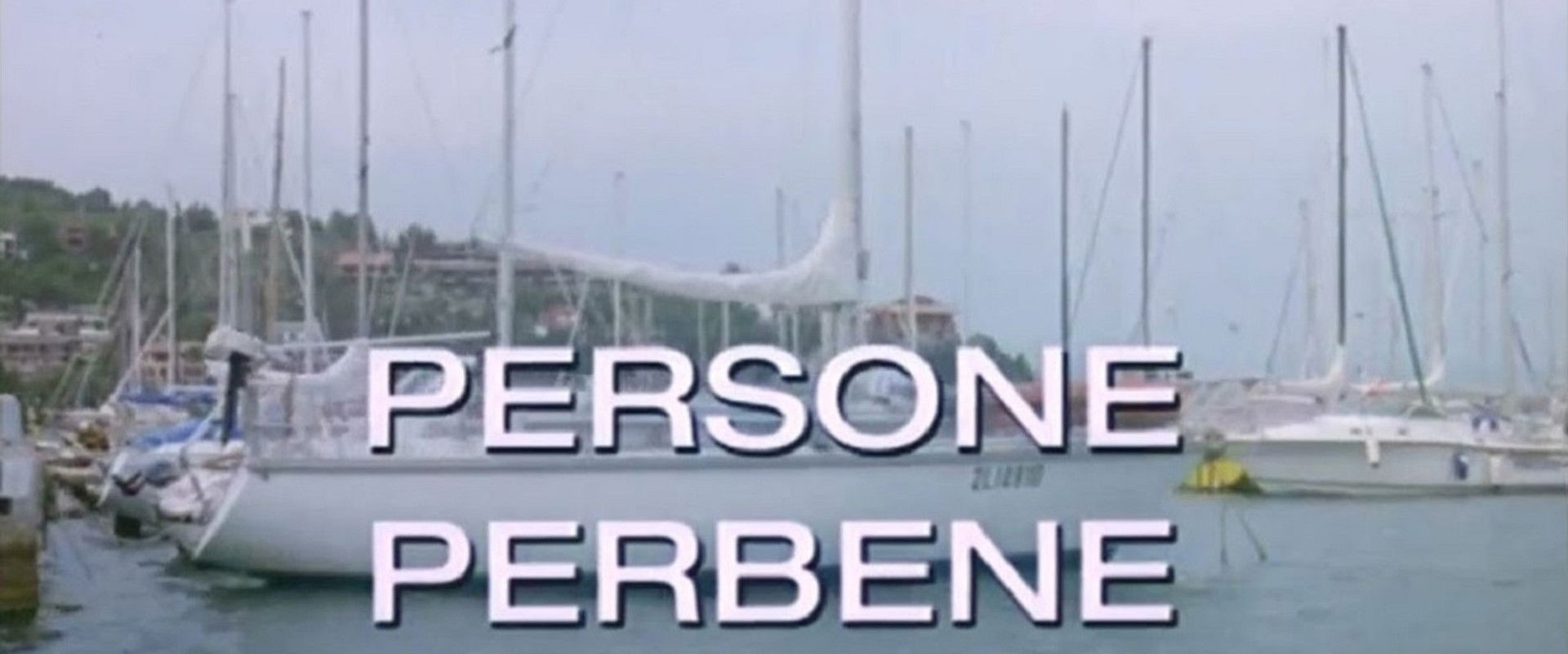 Persone perbene backdrop