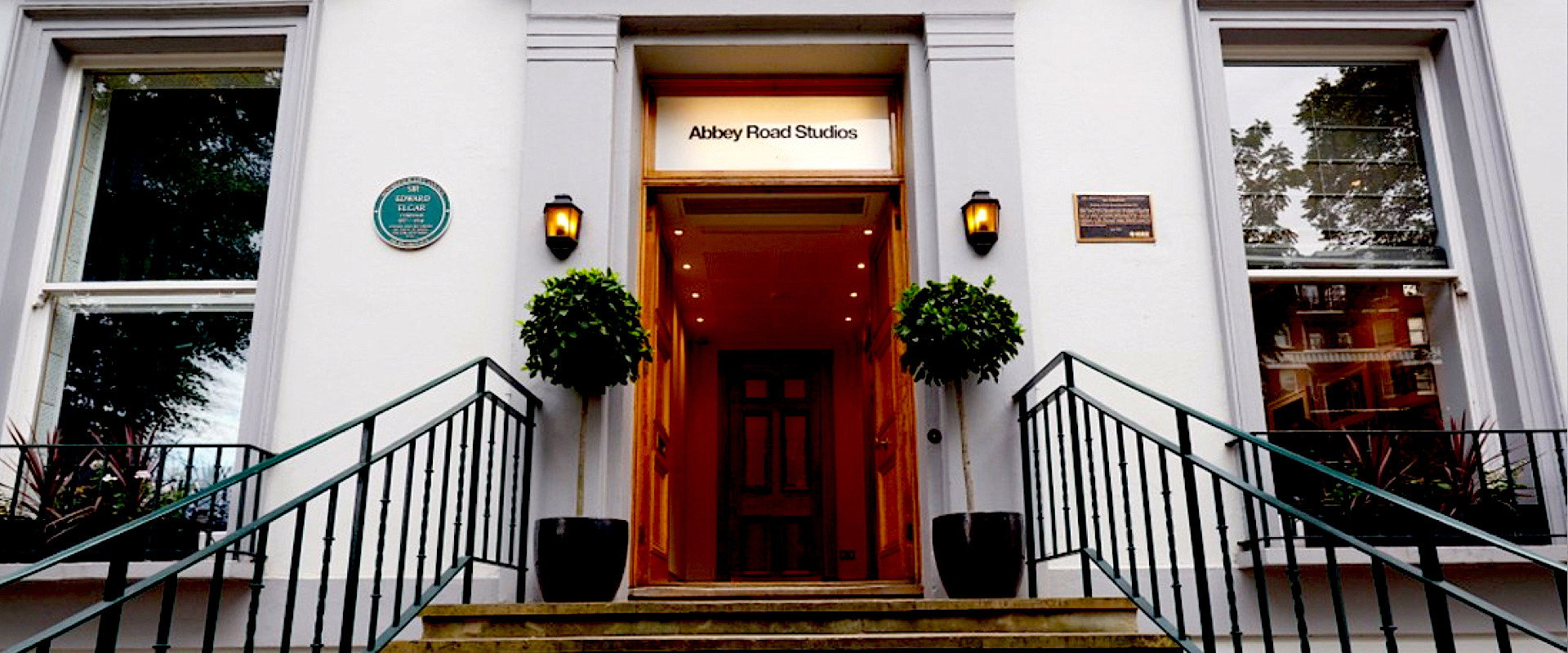 The Abbey Road Story backdrop